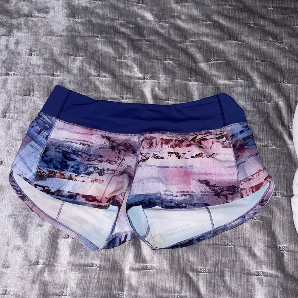 Lululemon multicolor Speed Up Short size 6